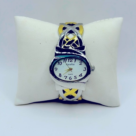 Working! Peck & Peck Two Tone Braided Metal Cuff Bracelet Watch - Picture 1 of 7